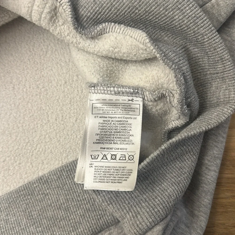 ADIDAS ESSENTIALS HOODIE